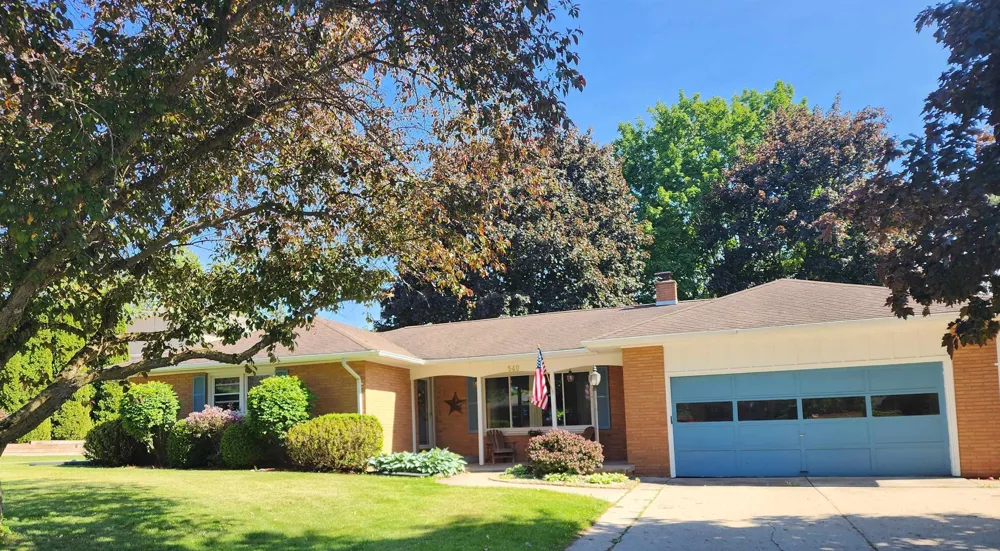 540 Fairlane Drive Alma City, MI 48801