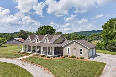 1444 Cherry Creek Rd