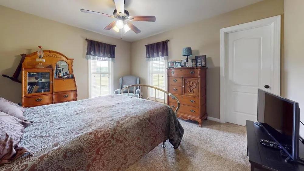 1444 Cherry Creek Rd Sparta, TN 38583