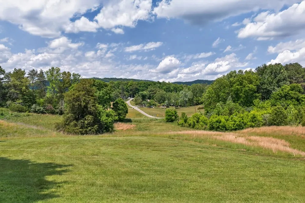 1444 Cherry Creek Rd Sparta, TN 38583