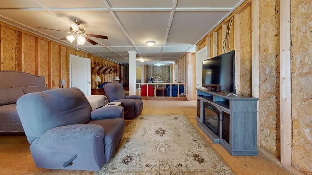1444 Cherry Creek Rd Sparta, TN 38583