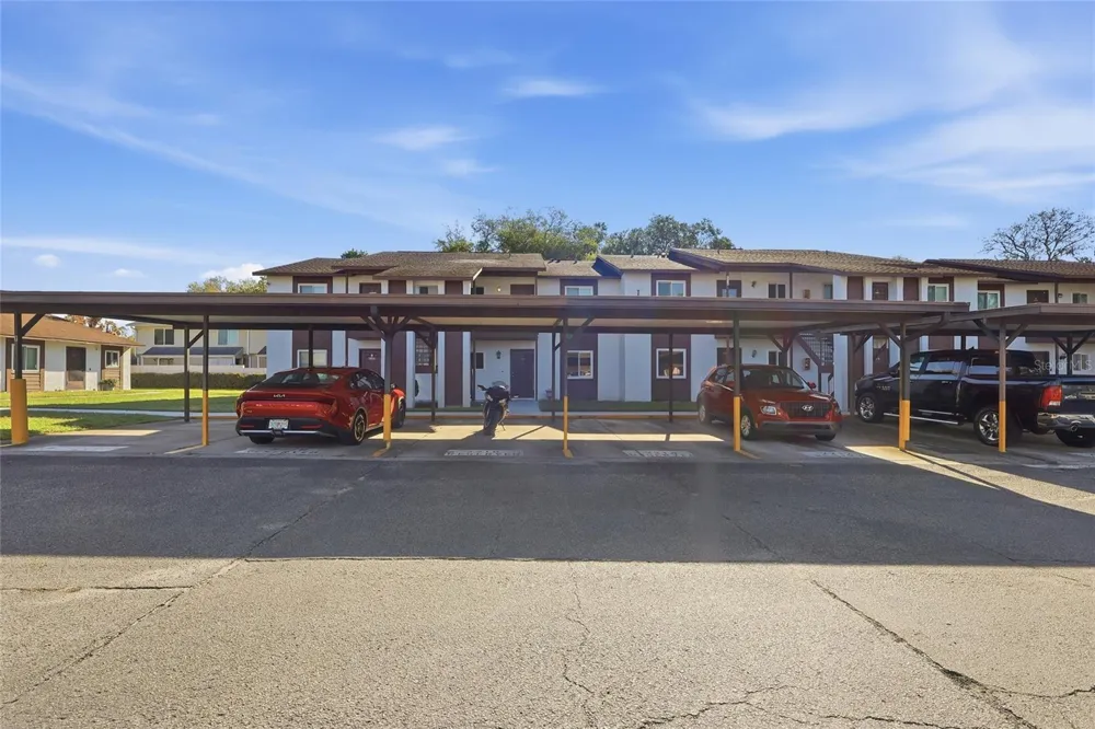 39132 COUNTY ROAD 54 #2216 Zephyrhills, FL 33542