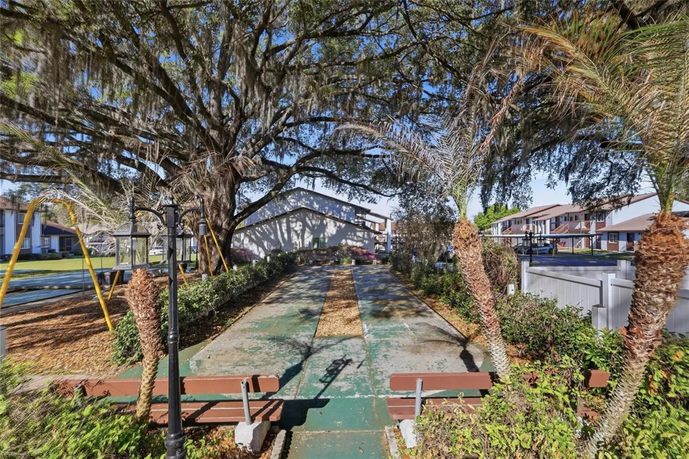 39132 COUNTY ROAD 54 #2216 Zephyrhills, FL 33542