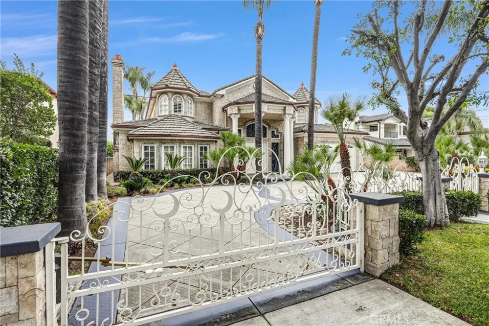 1410 S 10TH AVE Arcadia, CA 91006