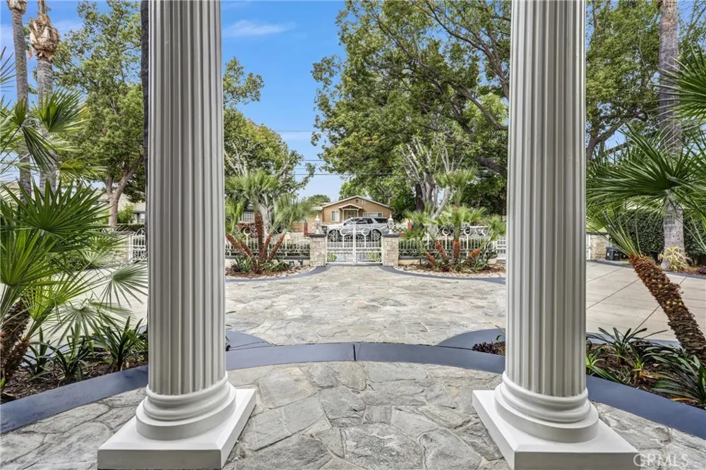 1410 S 10TH AVE Arcadia, CA 91006