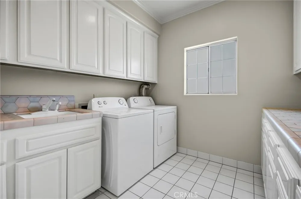 1410 S 10TH AVE Arcadia, CA 91006