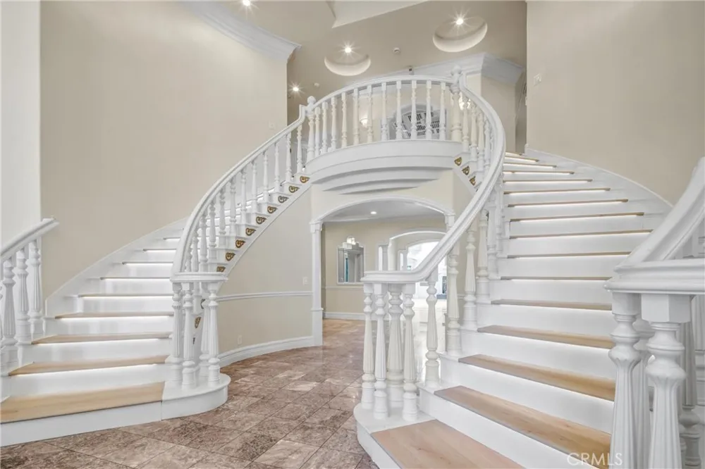 1410 S 10TH AVE Arcadia, CA 91006