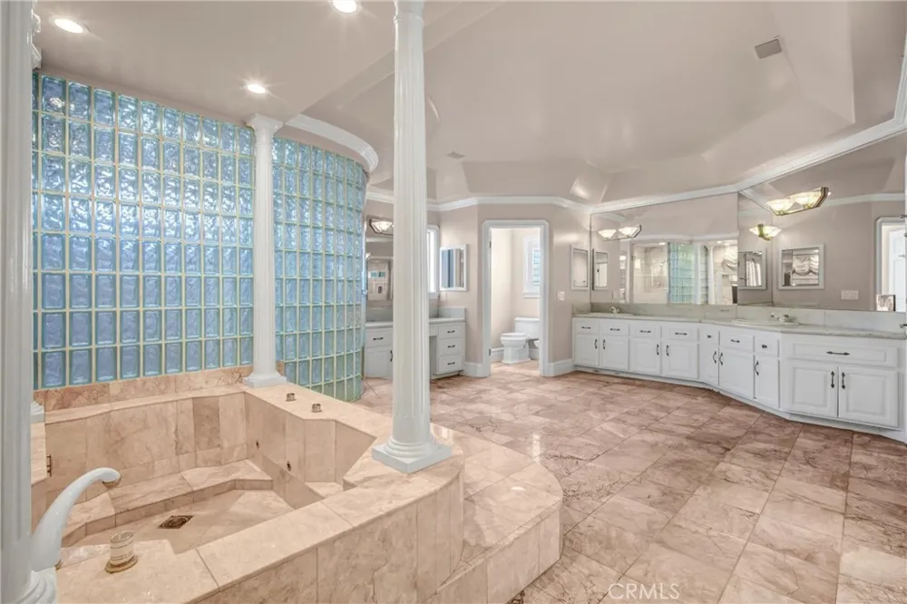 1410 S 10TH AVE Arcadia, CA 91006