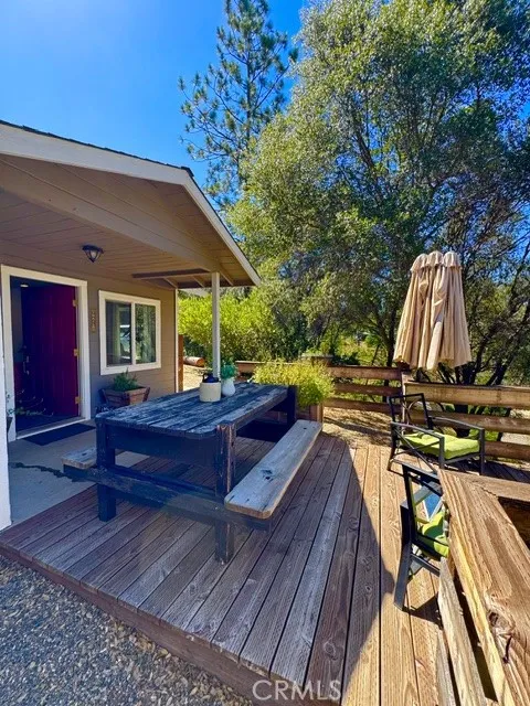 4973 State Highway 140 Mariposa, CA 95338