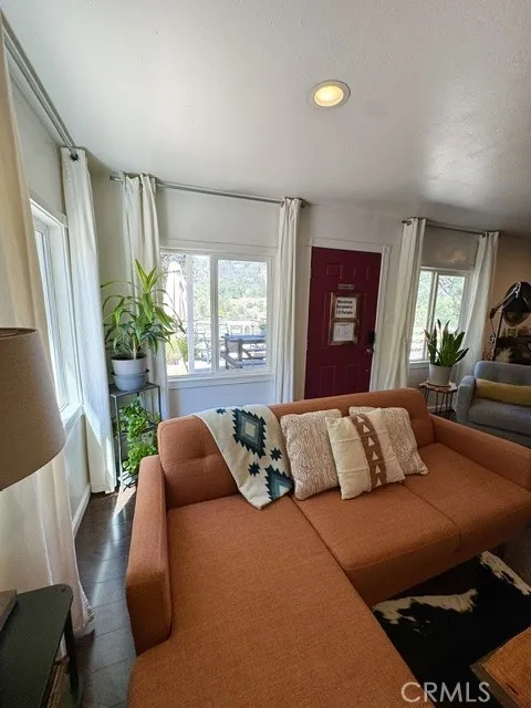 4973 State Highway 140 Mariposa, CA 95338