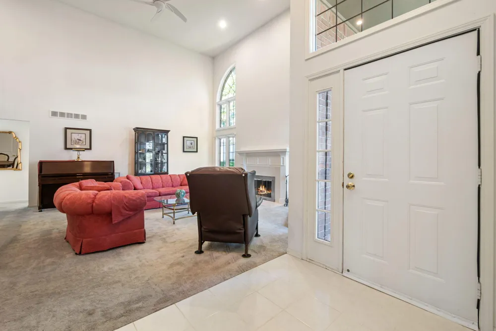 54661 Bellingham Drive Shelby, MI 48316