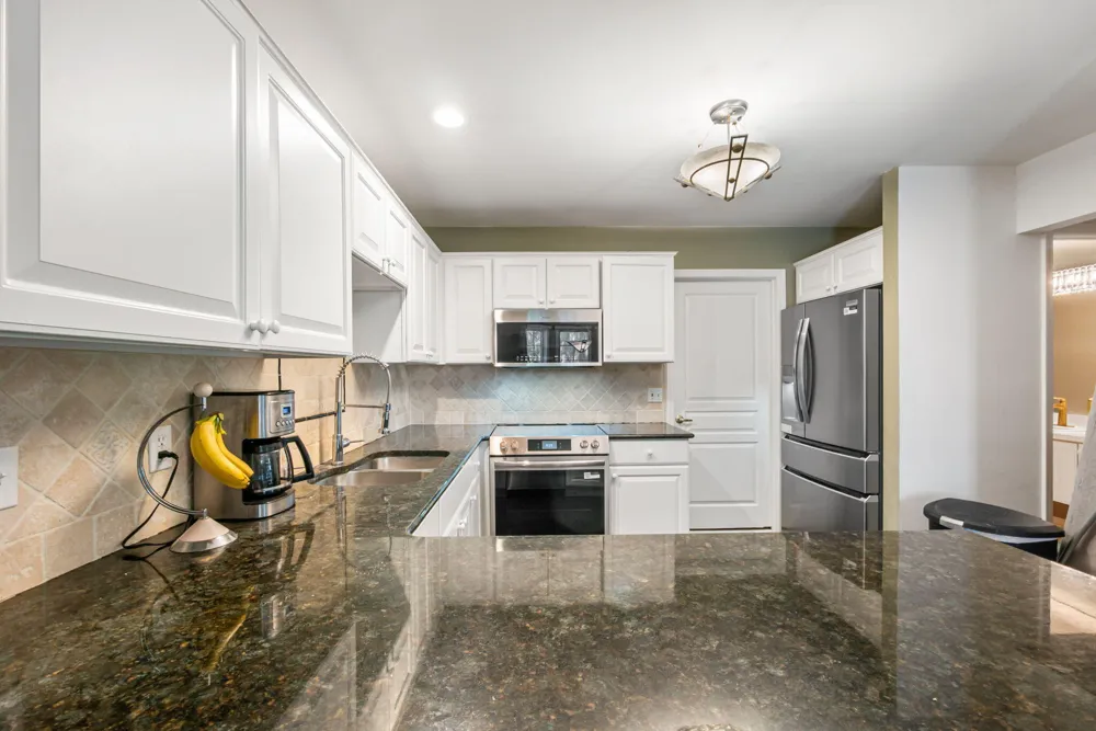 54661 Bellingham Drive Shelby, MI 48316