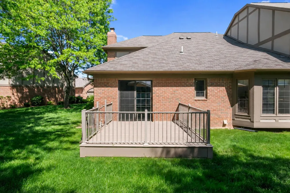 54661 Bellingham Drive Shelby, MI 48316