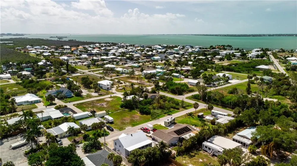 2551 Tamarind Street St. James City, FL 33956