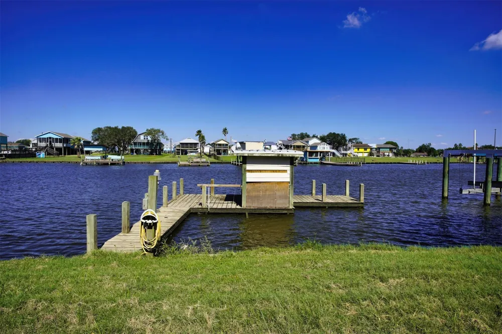 167 County Road 206 Sargent, TX 77414