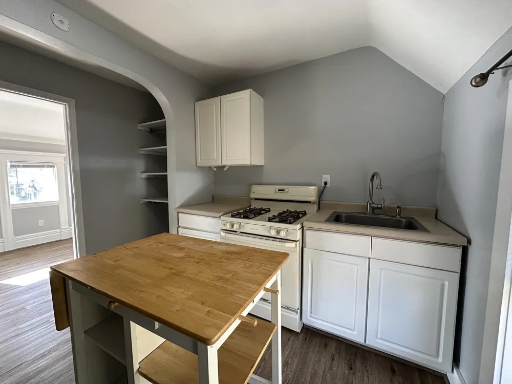 1925 Nichols Road Kalamazoo Charter Township, MI 49006