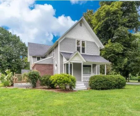 1925 Nichols Road