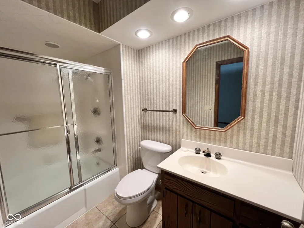 305 Jodi Drive Brownstown, IN 47220