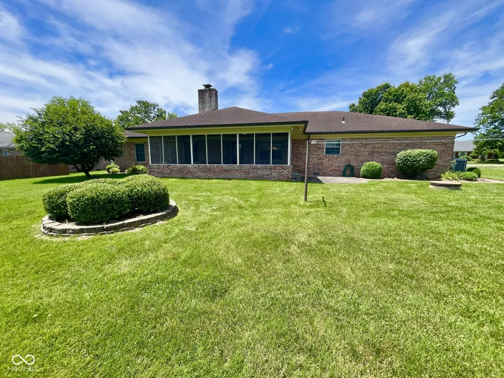 305 Jodi Drive Brownstown, IN 47220