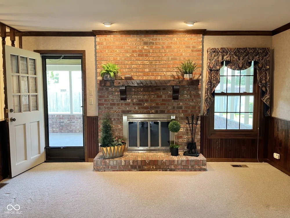 305 Jodi Drive Brownstown, IN 47220