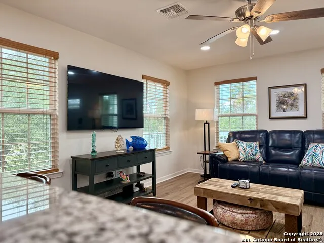 607 Huisache Ln Ingleside on the Bay, TX 78362