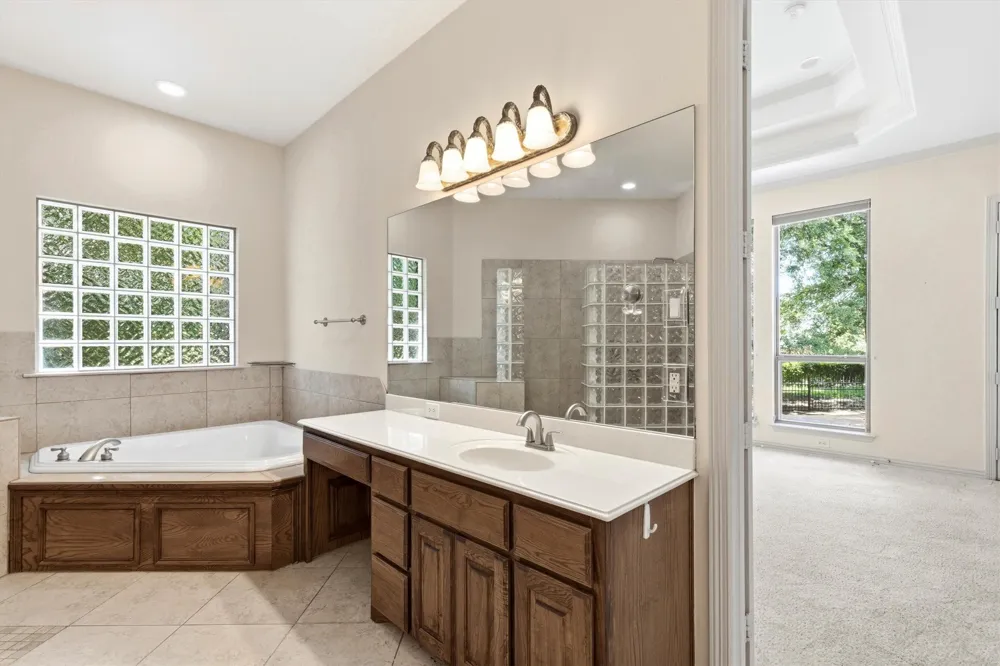 108 Avenida Lucas, TX 75098