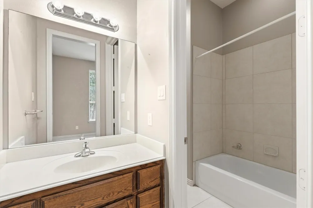 108 Avenida Lucas, TX 75098