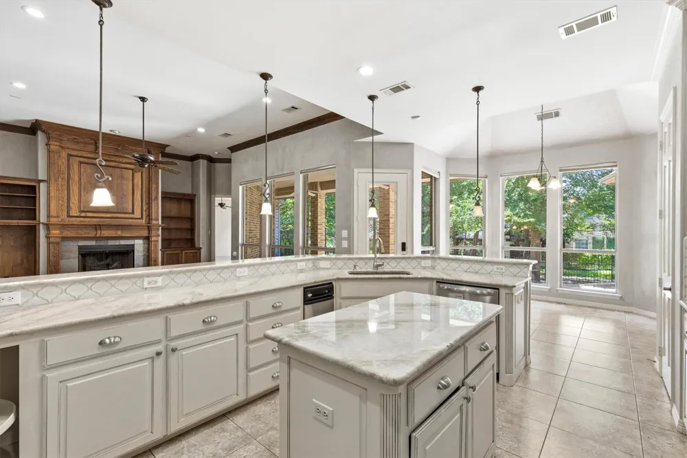 108 Avenida Lucas, TX 75098