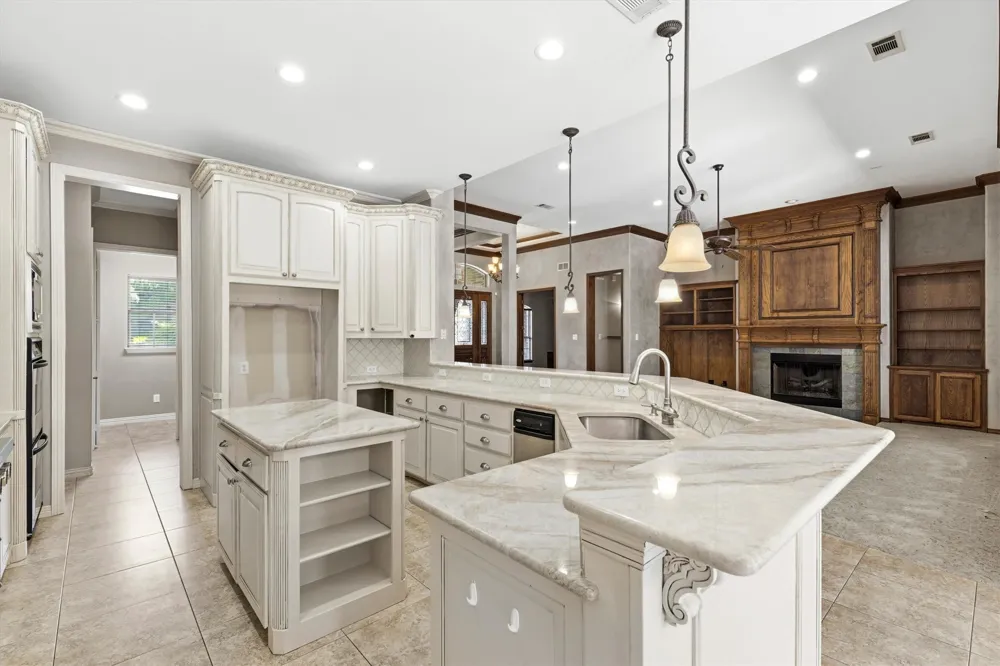 108 Avenida Lucas, TX 75098