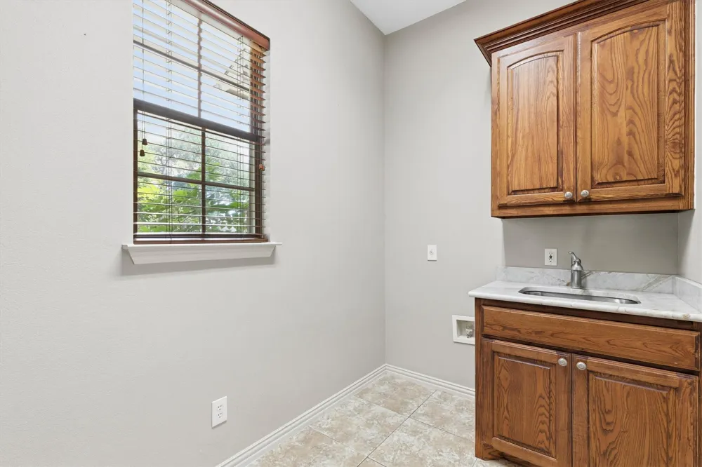 108 Avenida Lucas, TX 75098