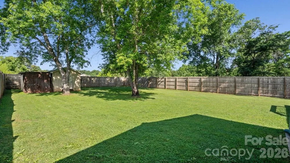 109 Globe Street Mount Holly, NC 28120