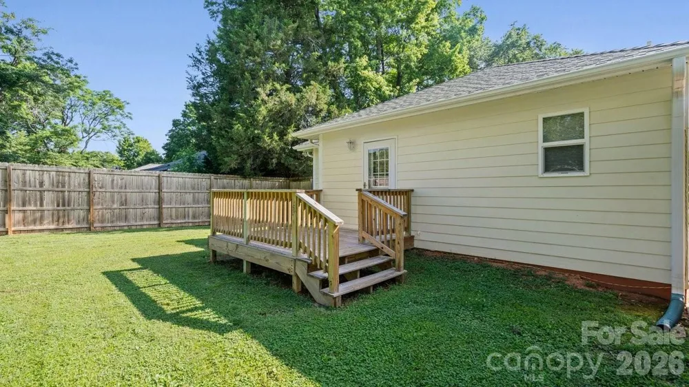 109 Globe Street Mount Holly, NC 28120