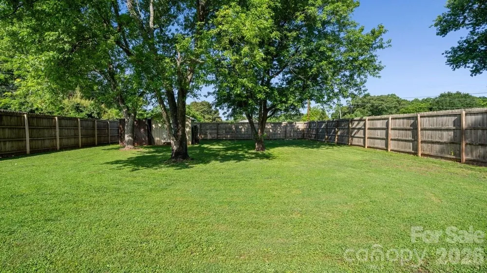 109 Globe Street Mount Holly, NC 28120