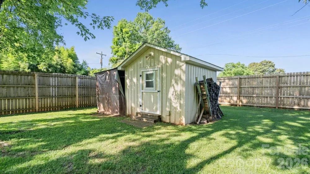 109 Globe Street Mount Holly, NC 28120
