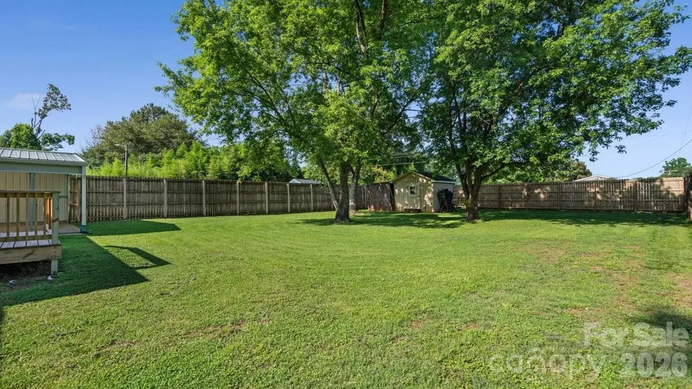 109 Globe Street Mount Holly, NC 28120