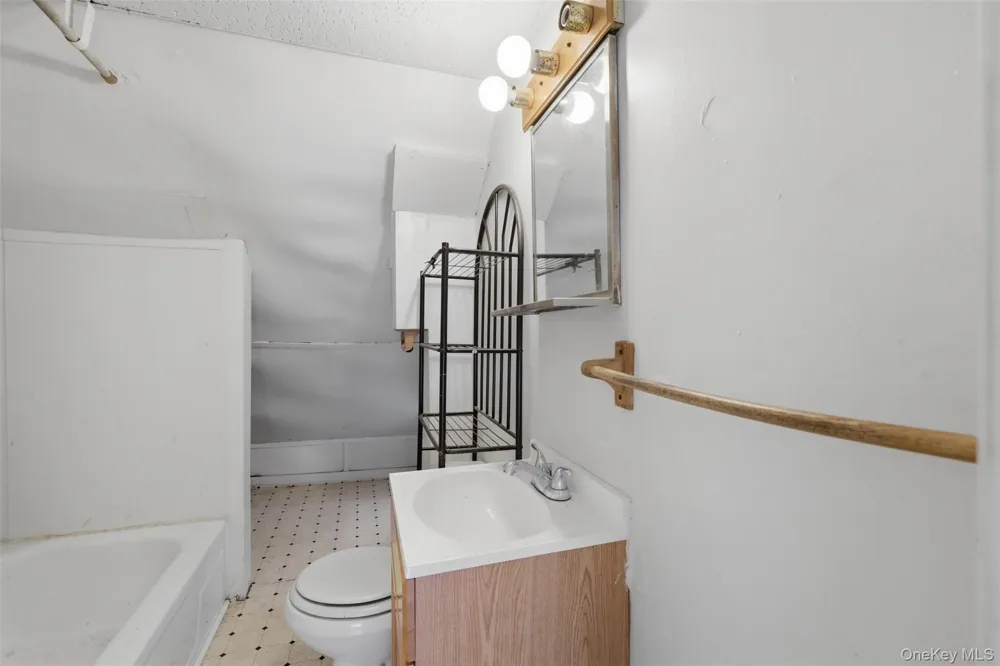 47 Ulster Avenue Walden, NY 12586