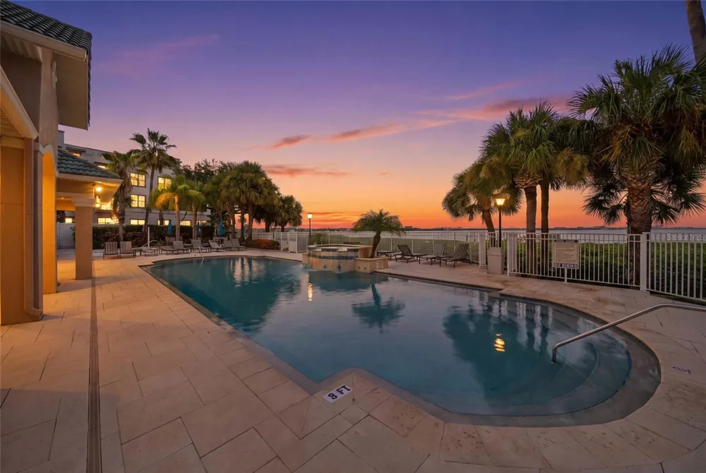 4304 BAY CLUB CIRCLE #4304 Tampa, FL 33607