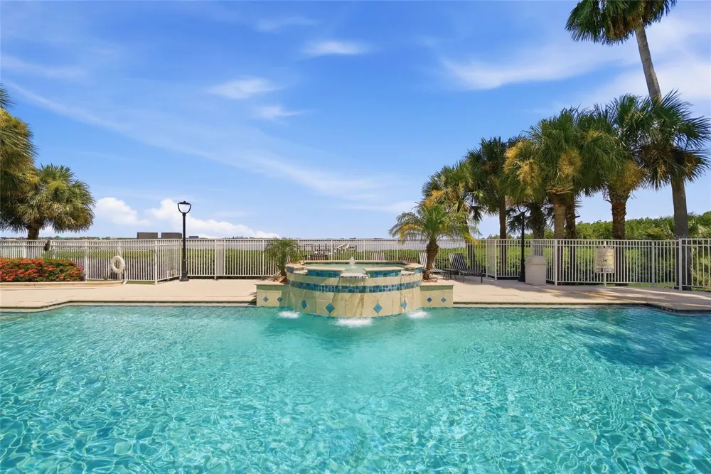 4304 BAY CLUB CIRCLE #4304 Tampa, FL 33607