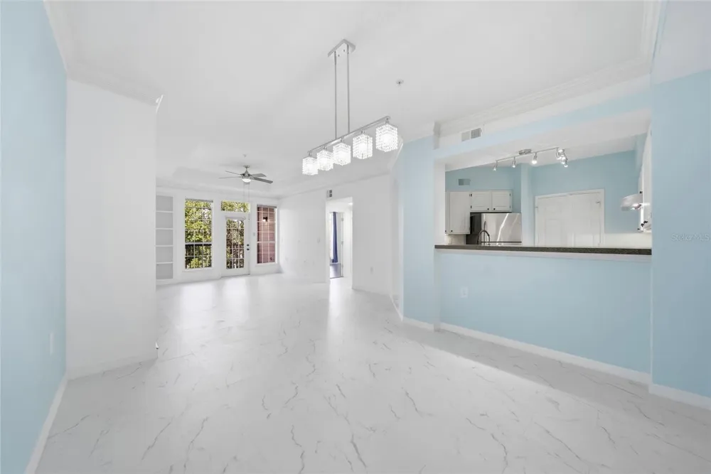 4304 BAY CLUB CIRCLE #4304 Tampa, FL 33607