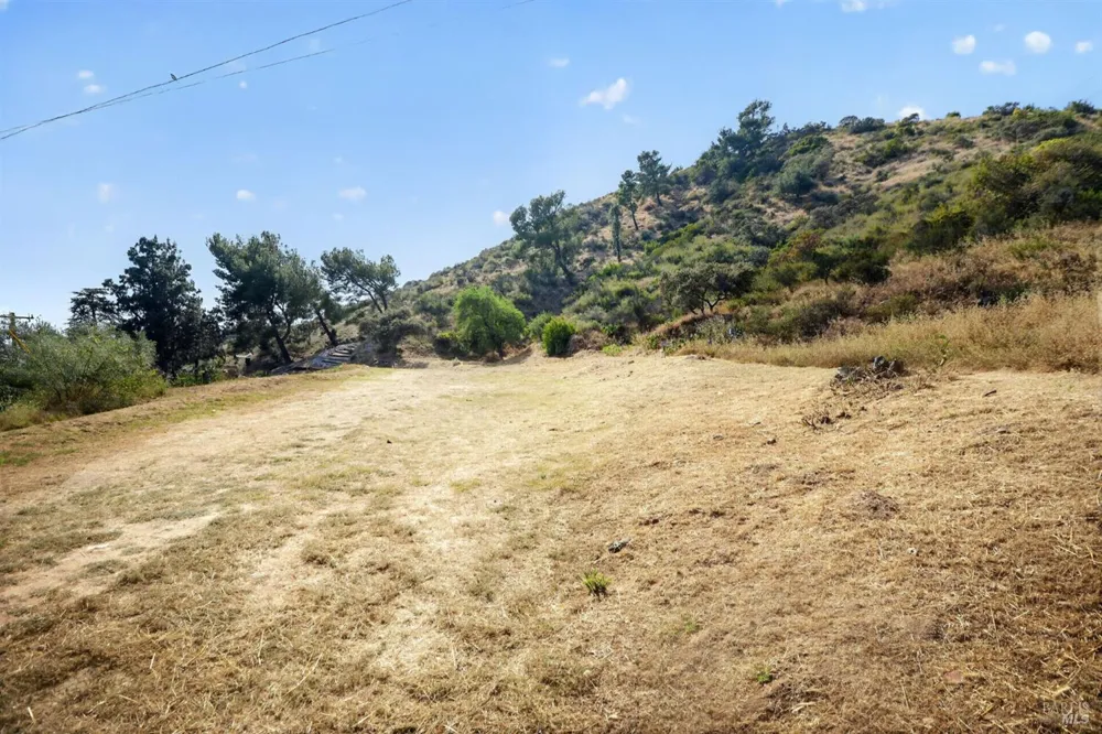 Rising Hill Road Altadena, CA 91001