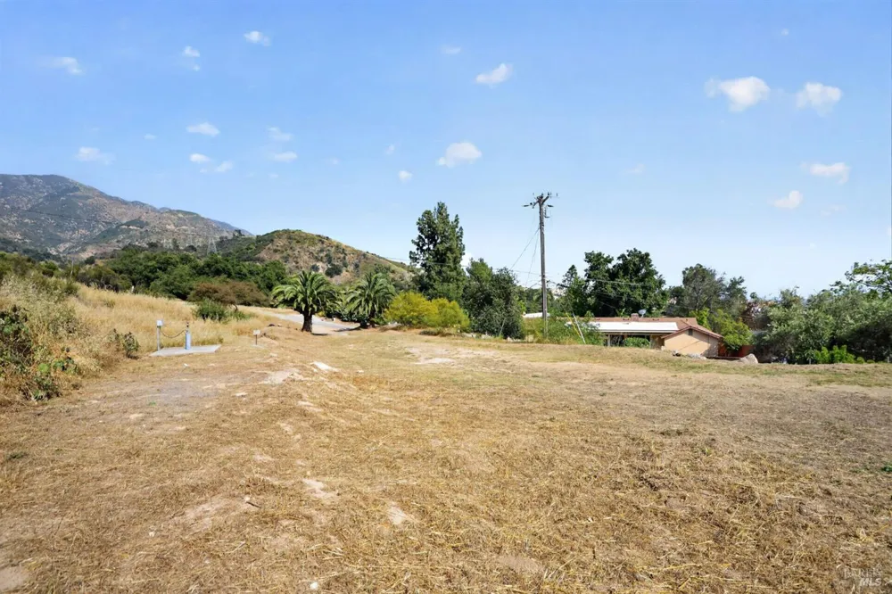 Rising Hill Road Altadena, CA 91001