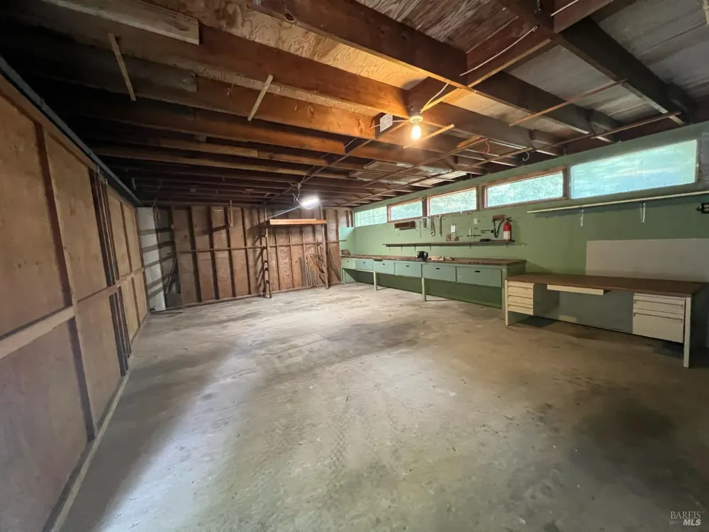 32401 S Highway 1 Gualala, CA 95445