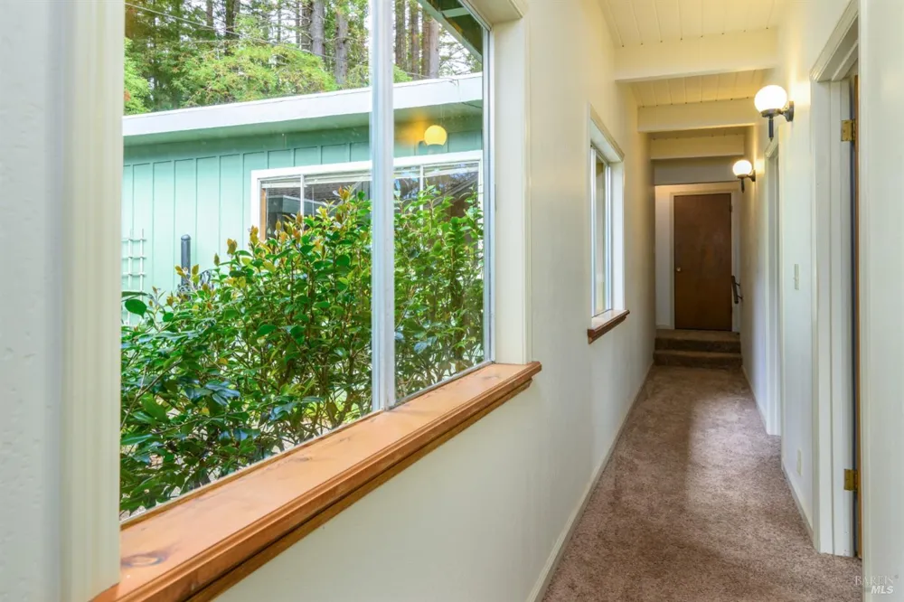 32401 S Highway 1 Gualala, CA 95445