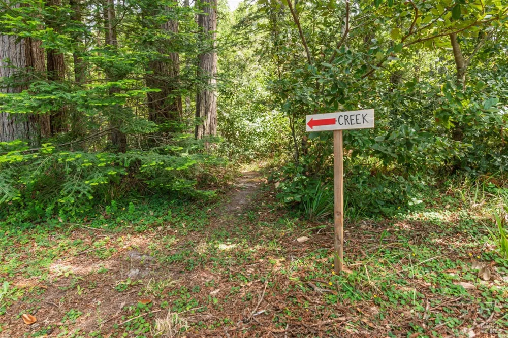 32401 S Highway 1 Gualala, CA 95445