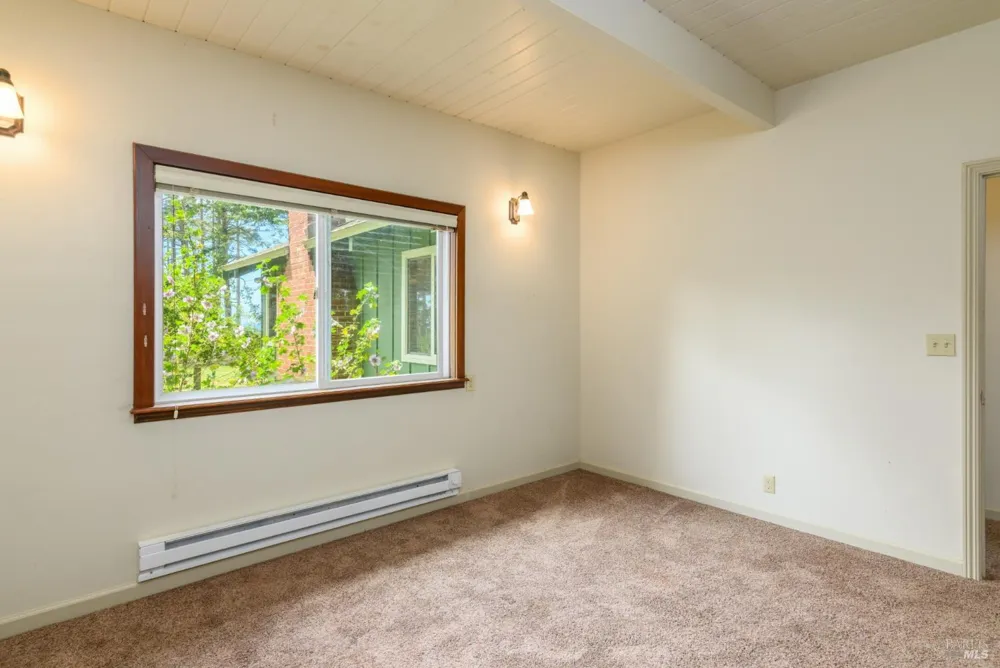 32401 S Highway 1 Gualala, CA 95445