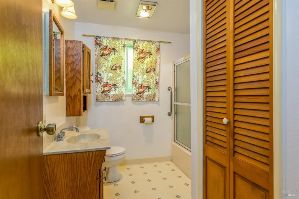 32401 S Highway 1 Gualala, CA 95445