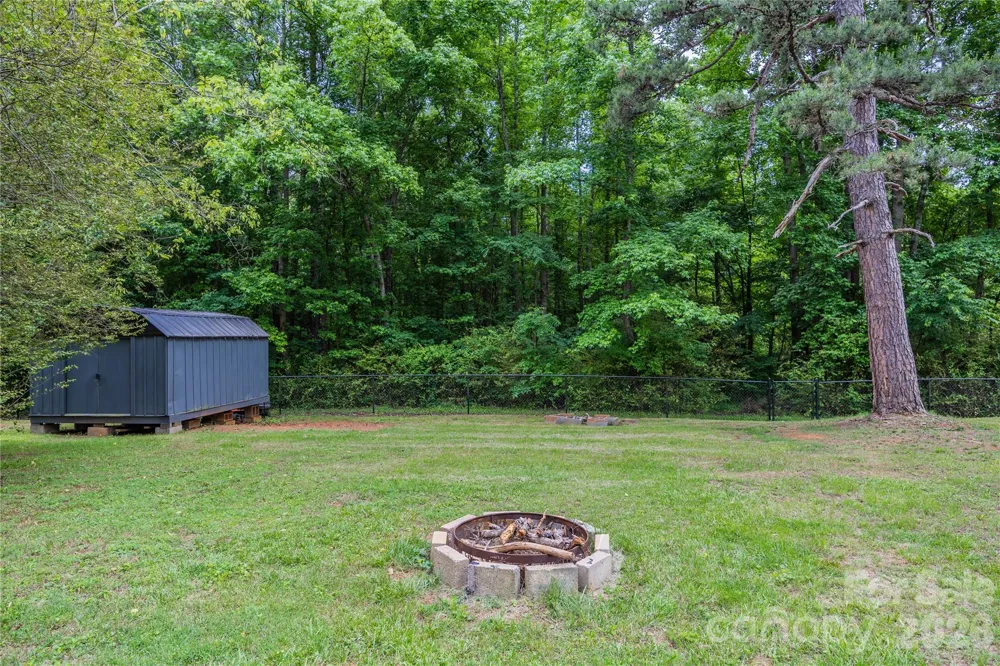 2276 Cid Road Lexington, NC 27292