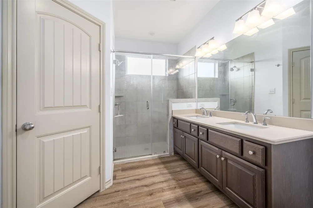 319 O'malley Road Brenham, TX 77833