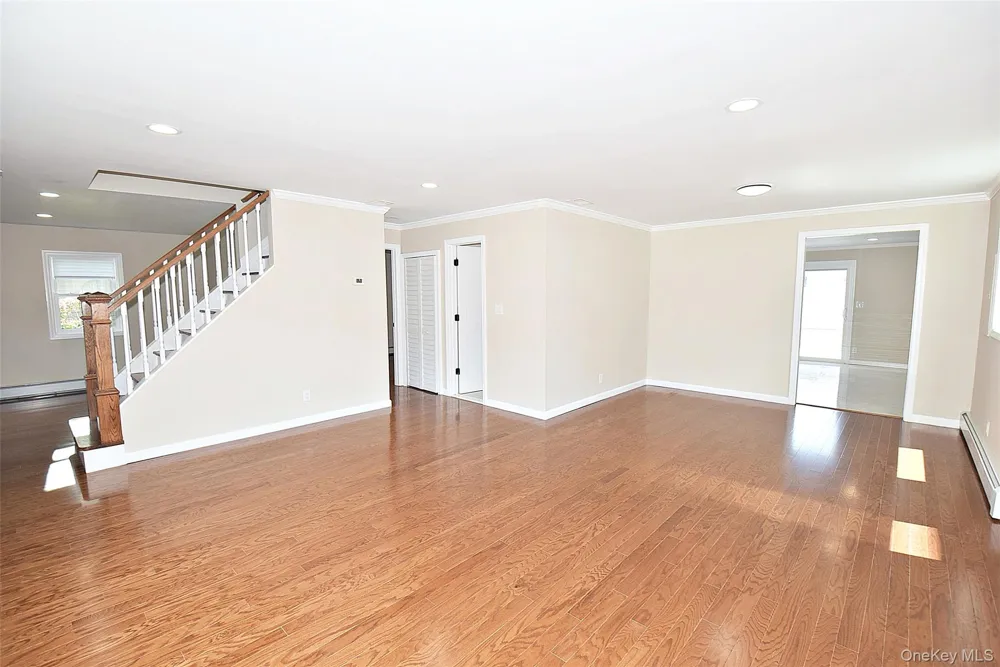 4195 Florence Road Bethpage, NY 11714