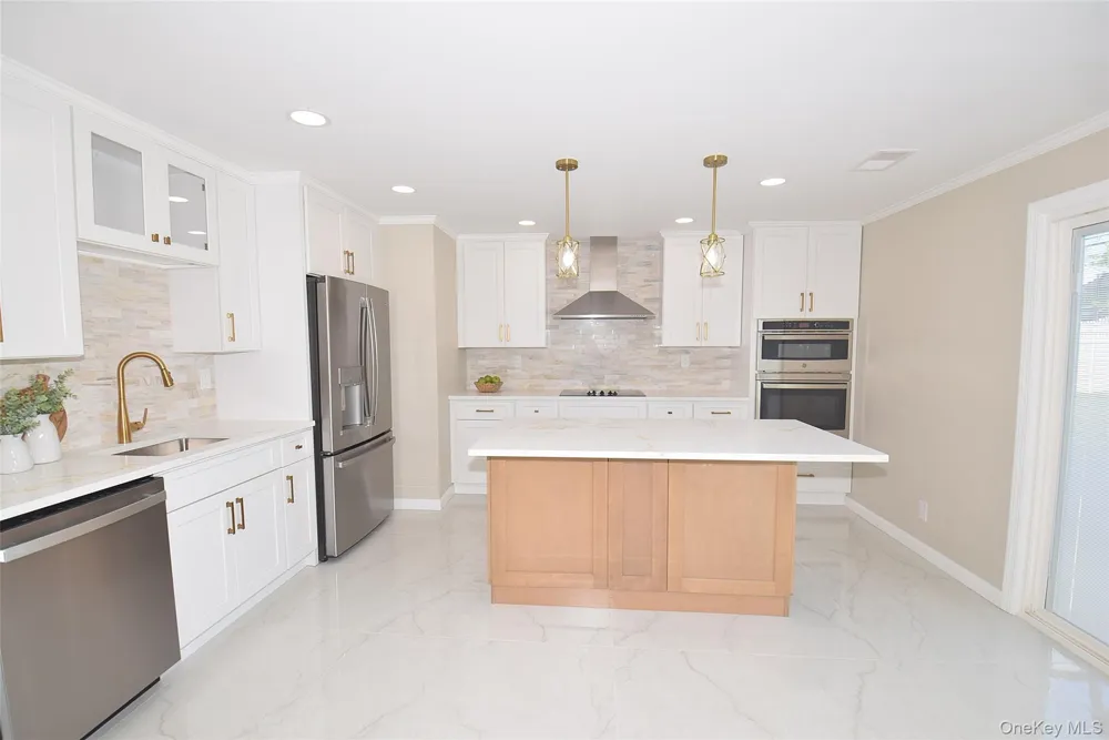 4195 Florence Road Bethpage, NY 11714